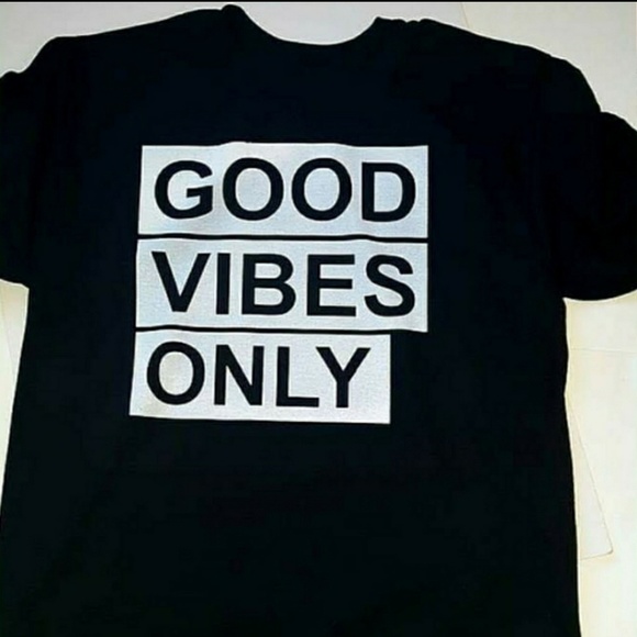 GOOD VIBES ONLY tee - Picture 1 of 3